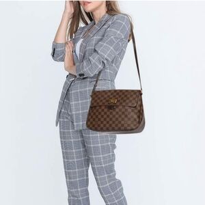 LOUIS VUITTON Damier Ebene Besace Rosebery Crossbody Bag